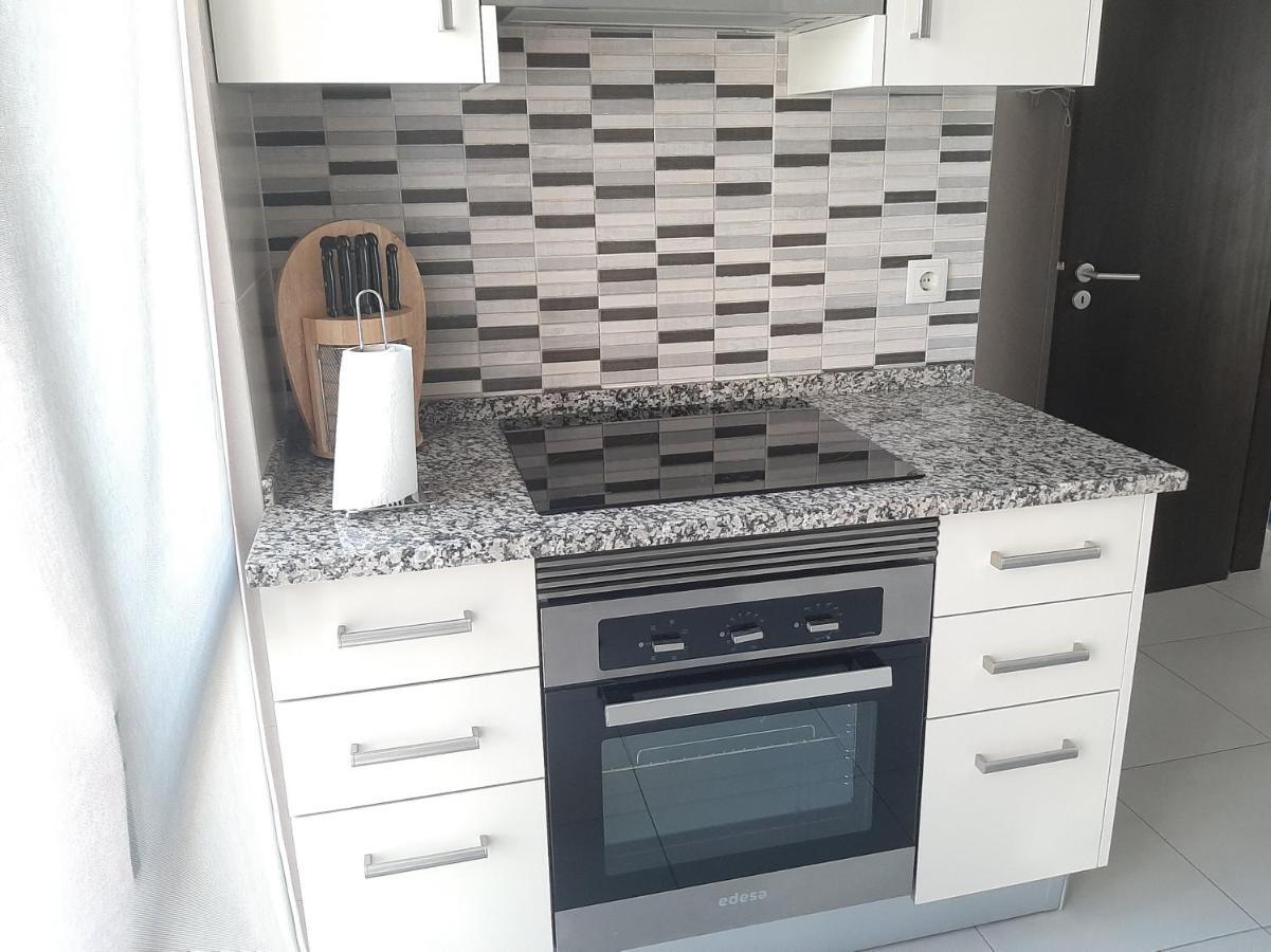 Apartamento Zacarias By Ferias Com Sol กัวเตย์รา ภายนอก รูปภาพ